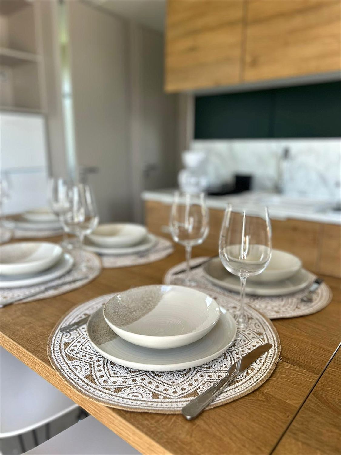 Table dressée dans le chalet